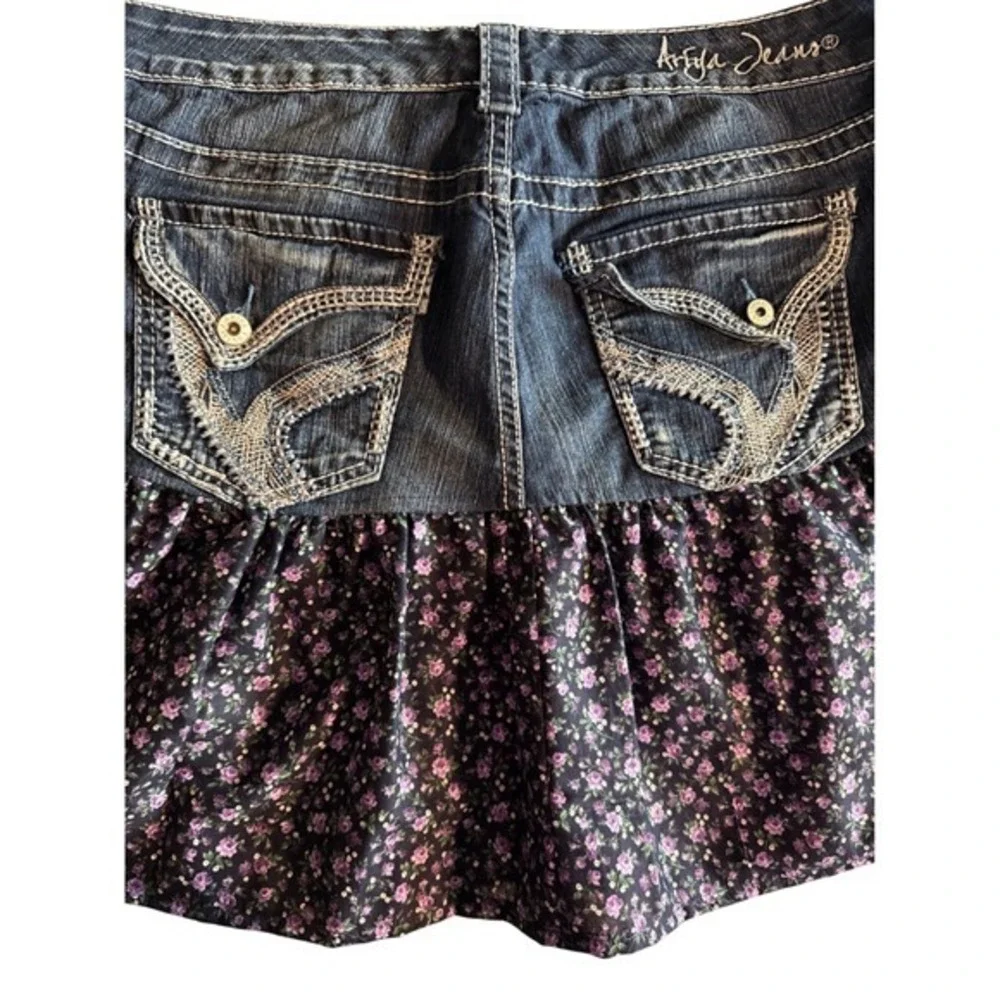 Y2K Ariya Jeans Denim Floral Ruffle Mini Skirt Low Rise Y2K, Cottage/Fairy Core, - Picture 10 of 11
